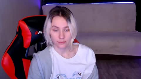 baby_kitte online show from 12-13-24, 03:16