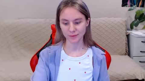 baby_kitte online show from 01-28-25, 06:27