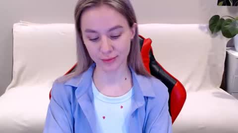 baby_kitte online show from 02-10-25, 04:19