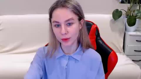 baby_kitte online show from 02-25-25, 05:41