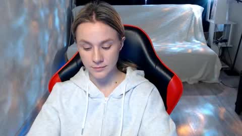 baby_kitte online show from 03-16-26, 05:44