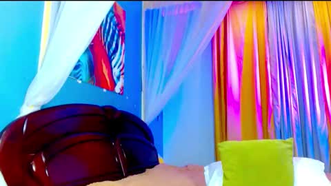 Snapshot of baby_petite1 chatting on 09-24-25, 01:31 Baby Petite online show from 09-24-25, 01:31