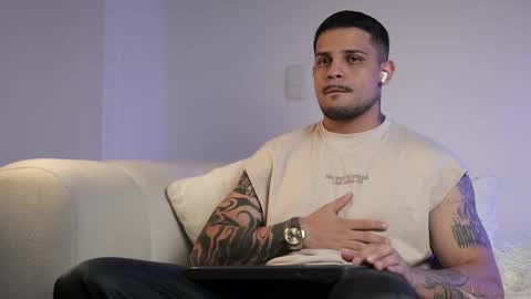 Snapshot of baby_rausch chatting on 02-16-26, 01:13 baby_rausch online show from 02-16-26, 01:13