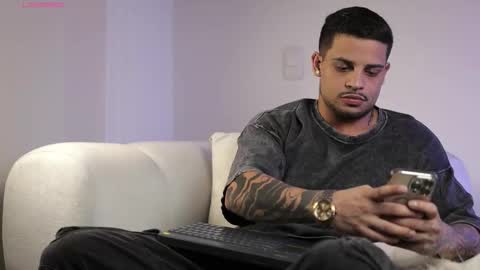 Snapshot of baby_rausch chatting on 02-20-26, 10:27 baby_rausch online show from 02-20-26, 10:27