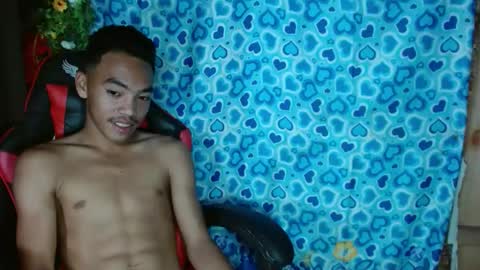 baby_razell online show from 02-25-25, 03:05