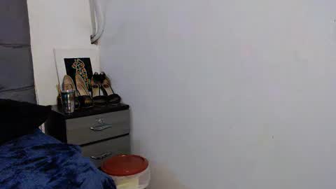 Daniella Soto online show from 02-19-25, 06:11