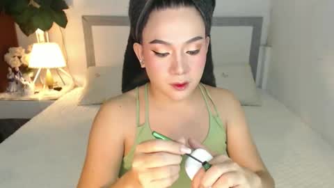 Snapshot of babyamandaxx chatting on 09-11-25, 03:01 AMANDA online show from 09-11-25, 03:01