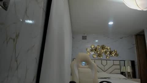 Snapshot of babyangel18_ chatting on 10-26-25, 03:12 ANGEL online show from 10-26-25, 03:12