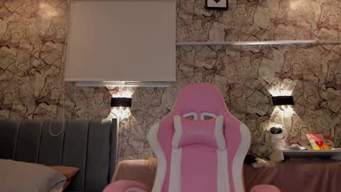 Snapshot of babycam7 chatting on 12-10-24, 11:08 Babycam online show from 12-10-24, 11:08