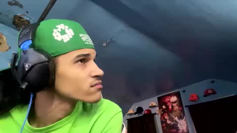 Snapshot of babyd0103 chatting on 12-15-24, 04:51 babyD online show from 12-15-24, 04:51