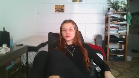 babydemon6 online show from 10-12-25, 02:05