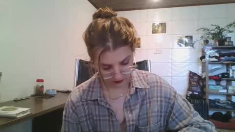 Snapshot of babydemon6 chatting on 04-29-26, 06:14 babydemon6 online show from 04-29-26, 06:14