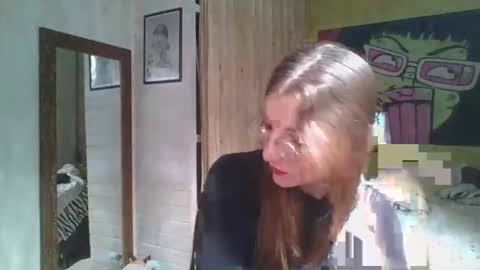 Snapshot of babydemon6 chatting on 05-25-26, 02:45 babydemon6 online show from 05-25-26, 02:45