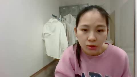 Snapshot of babydoll1022 chatting on 12-01-25, 04:23 babydoll1022 online show from 12-01-25, 04:23