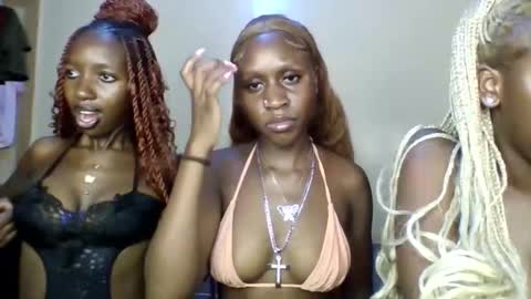 Snapshot of babydoll_230 chatting on 05-21-26, 05:03 Babydoll 230 online show from 05-21-26, 05:03