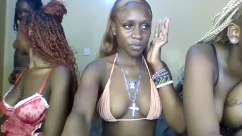 Snapshot of babydoll_230 chatting on 05-24-26, 03:11 Babydoll 230 online show from 05-24-26, 03:11