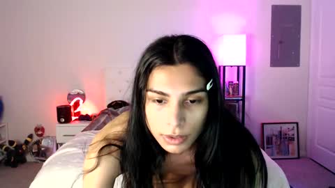 Snapshot of babyempathy chatting on 02-18-25, 11:00 akira online show from 02-18-25, 11:00