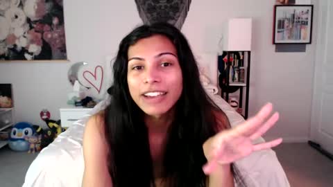 Snapshot of babyempathy chatting on 09-15-25, 09:04 akira online show from 09-15-25, 09:04