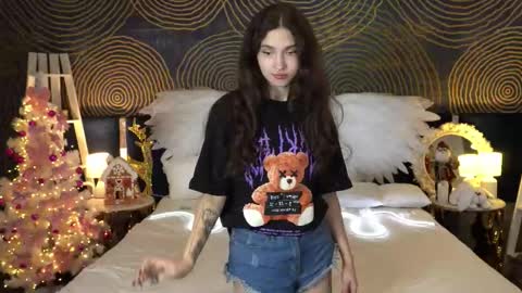 Sasha online show from 12-22-25, 07:44