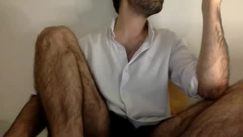 Tom A.    online show from 10-18-25, 09:59