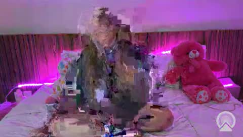 My name is Amelia but for you Melie online show from 12-20-25, 09:38