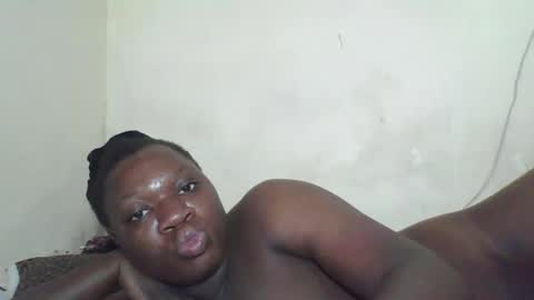 Rossy Kwekwe online show from 04-27-26, 04:21