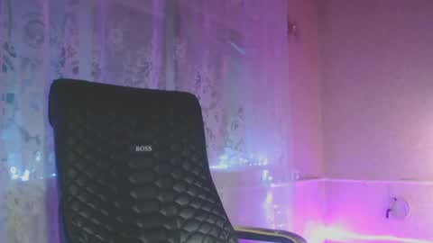 Snapshot of babymuro4ka chatting on 01-14-25, 12:22 Sonya online show from 01-14-25, 12:22