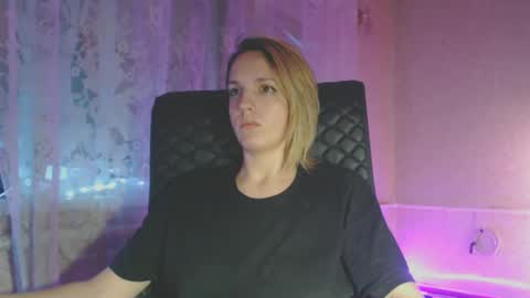 Snapshot of babymuro4ka chatting on 01-15-25, 02:49 Sonya online show from 01-15-25, 02:49