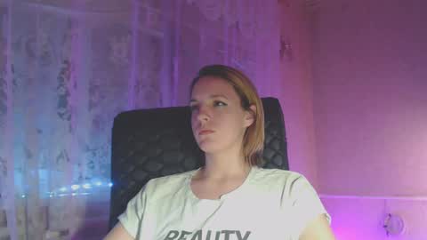 Snapshot of babymuro4ka chatting on 01-24-25, 07:39 Sonya online show from 01-24-25, 07:39