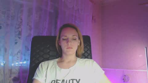 Snapshot of babymuro4ka chatting on 01-26-25, 12:37 Sonya online show from 01-26-25, 12:37