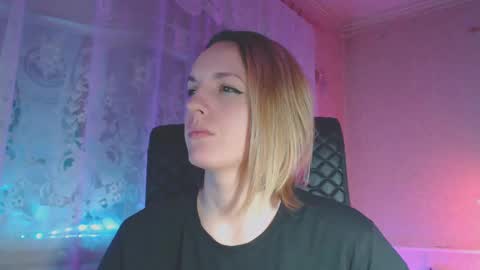 Snapshot of babymuro4ka chatting on 02-01-25, 12:29 Sonya online show from 02-01-25, 12:29