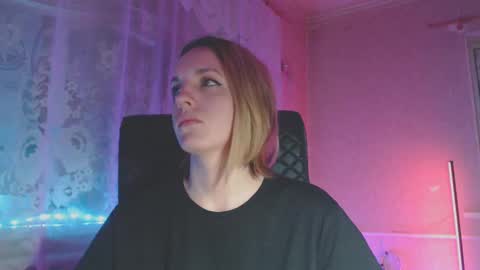 Snapshot of babymuro4ka chatting on 02-01-25, 04:14 Sonya online show from 02-01-25, 04:14