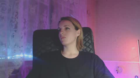 Snapshot of babymuro4ka chatting on 02-06-25, 03:48 Sonya online show from 02-06-25, 03:48