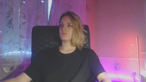 Snapshot of babymuro4ka chatting on 02-07-25, 04:48 Sonya online show from 02-07-25, 04:48