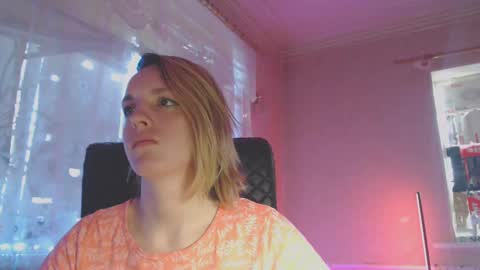 Snapshot of babymuro4ka chatting on 02-08-25, 06:01 Sonya online show from 02-08-25, 06:01