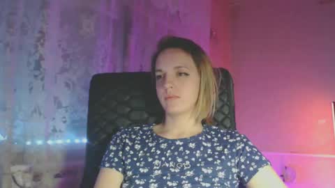 Snapshot of babymuro4ka chatting on 02-20-25, 08:58 Sonya online show from 02-20-25, 08:58