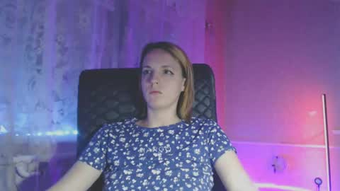 Snapshot of babymuro4ka chatting on 02-21-25, 12:49 Sonya online show from 02-21-25, 12:49