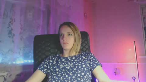 Snapshot of babymuro4ka chatting on 02-23-25, 03:13 Sonya online show from 02-23-25, 03:13