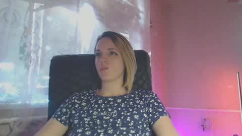 Snapshot of babymuro4ka chatting on 02-23-25, 06:17 Sonya online show from 02-23-25, 06:17