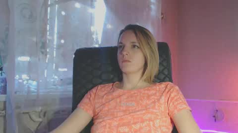 Snapshot of babymuro4ka chatting on 02-27-25, 05:34 Sonya online show from 02-27-25, 05:34