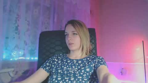 Snapshot of babymuro4ka chatting on 03-07-25, 08:00 Sonya online show from 03-07-25, 08:00