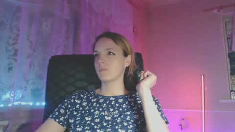 Snapshot of babymuro4ka chatting on 03-09-25, 02:39 Sonya online show from 03-09-25, 02:39