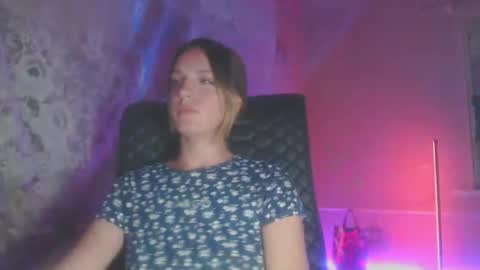 Snapshot of babymuro4ka chatting on 09-24-25, 07:06 Sonya online show from 09-24-25, 07:06