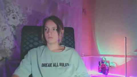 Snapshot of babymuro4ka chatting on 10-09-25, 05:55 Sonya online show from 10-09-25, 05:55