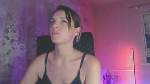 Snapshot of babymuro4ka chatting on 10-31-25, 06:09 Sonya online show from 10-31-25, 06:09