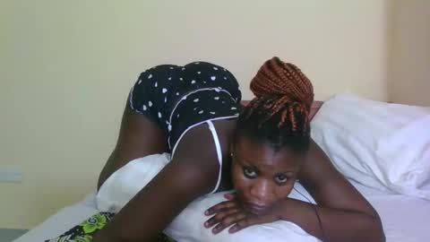 PRISCILLAH online show from 04-25-26, 08:06