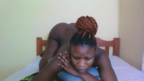 Snapshot of babyrozillah chatting on 04-30-26, 07:53 PRISCILLAH online show from 04-30-26, 07:53