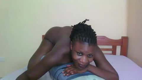 Snapshot of babyrozillah chatting on 05-30-26, 07:33 PRISCILLAH online show from 05-30-26, 07:33