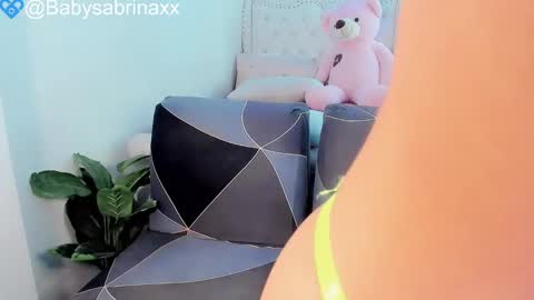 babysabrinaxx online show from 02-17-25, 03:25