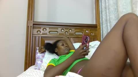 babytylerr online show from 11-12-25, 07:31